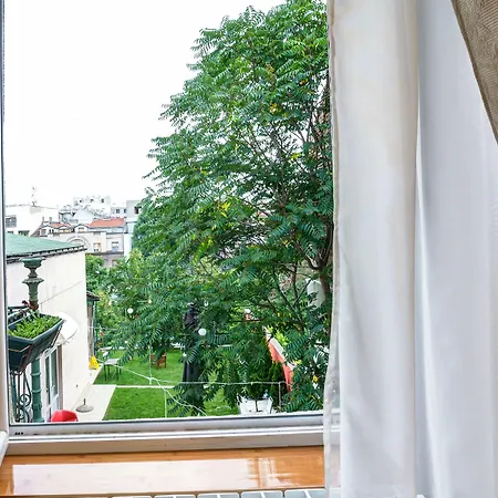 Garden40 Oda ve Kahvaltı Belgrad