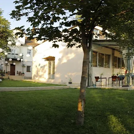 Oda ve Kahvaltı Garden40 Belgrad