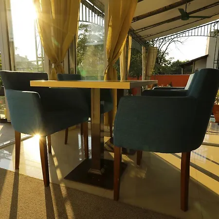 Oda ve Kahvaltı Garden40